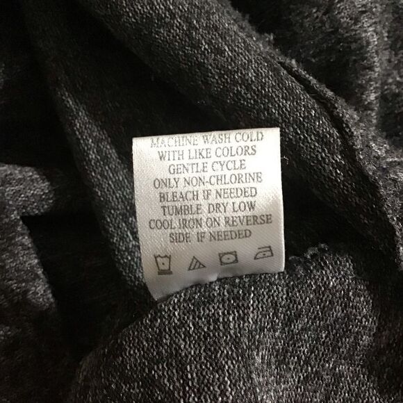 Absolutely Famous Gray Lantern Sleeve Top - Picture 7 of 7